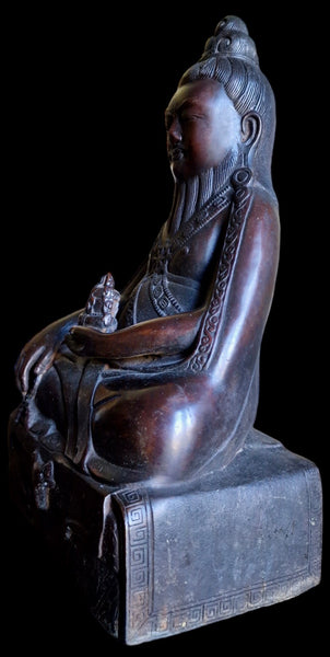 Bronze Statue of a Lama - Tibet - XVIII-XIX c