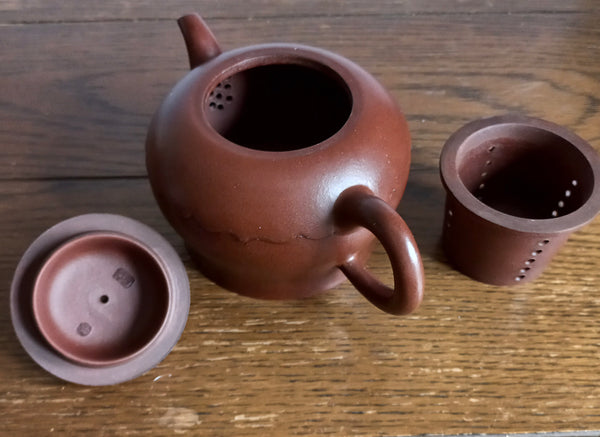 Large Yixing Teapot - China - XX c.