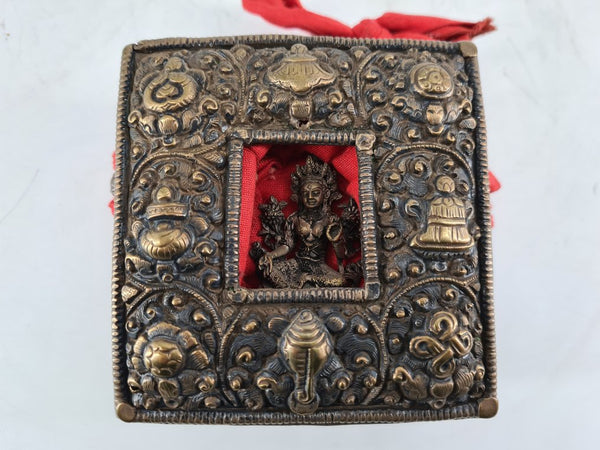 Antique Buddhist Gau - Travel Altar - Tibet - XIX /XXc