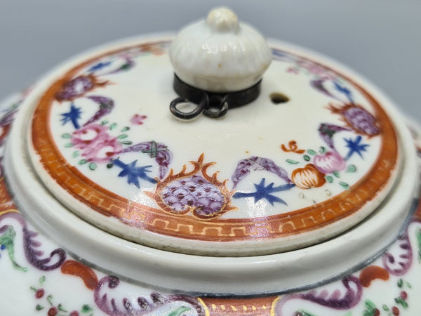Famille Rose Teapot - Porcelain - China - 18th c
