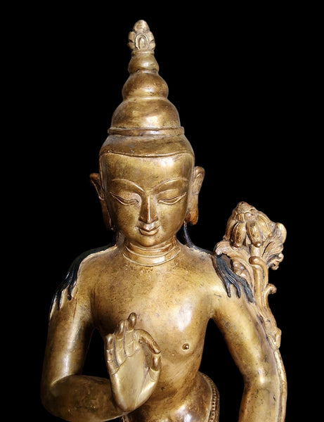 Gilt Bronze Sculpture of Tara - Tibet/Nepal - XVIII-XIX c.