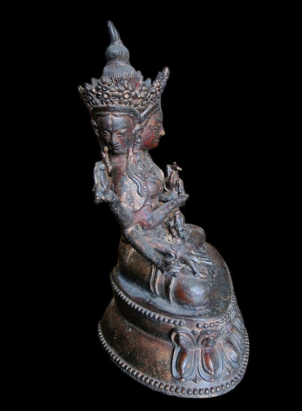 Sino-Tibetan Gilt Bronze Statue Avalokiteshvara - Tibet - 19th c.