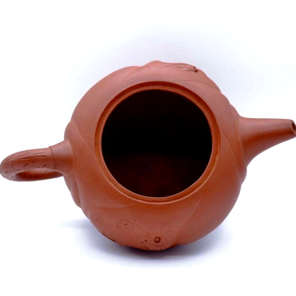 Yixing Dragon Teapot with Three Teacups - China - XX c.